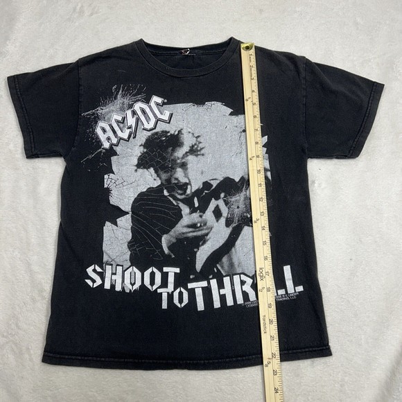 Y2K ACDC Black Shoot to Thrill Tour Merch Graphic T-Shirt Rock Band Size Small - Picture 5 of 6